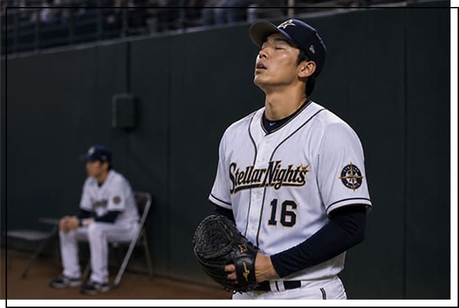 試合前に緊張し不安を感じるピッチャー